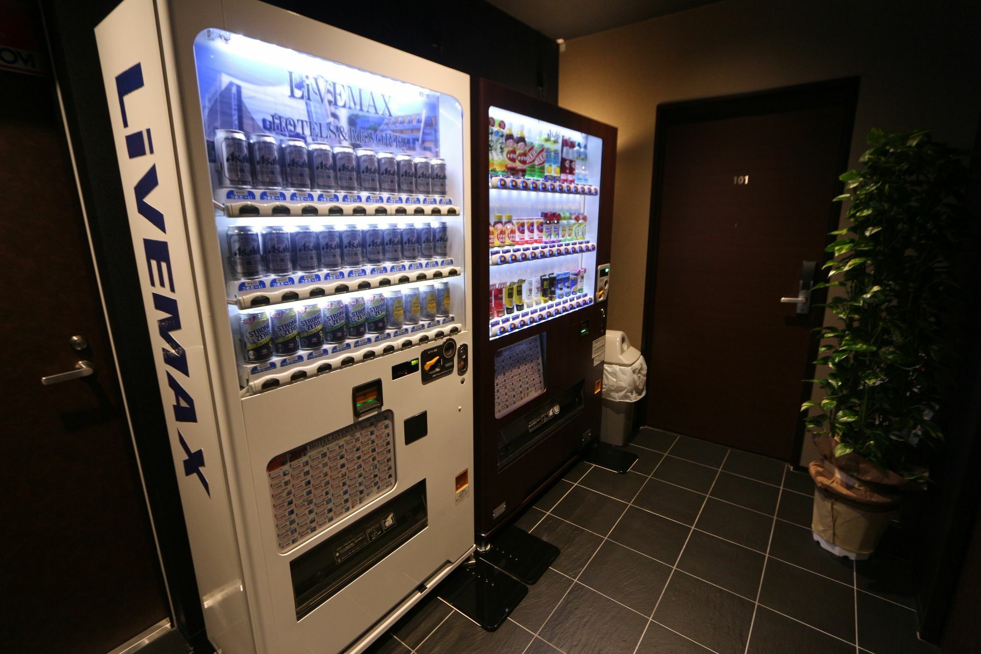 Hotel Livemax Yokohama Kannai Ekimae Dış mekan fotoğraf